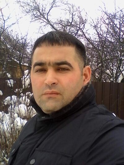  ,   Adil, 45 ,   ,   