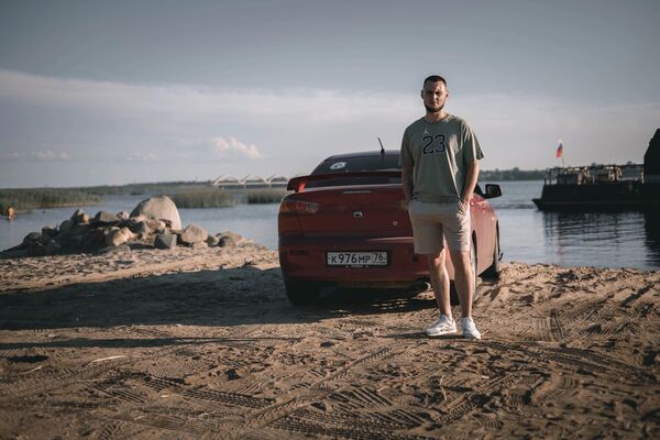  ,   Oleg, 33 ,   ,   