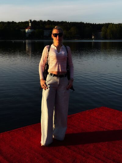  ,   Valentina, 37 ,   ,   