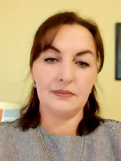  ,   Sveta, 47 ,   , c 