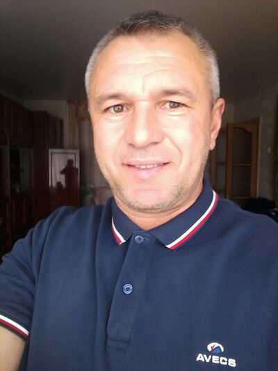  ,   Viktor, 52 ,   ,   , c 
