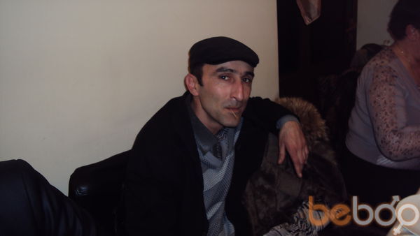  ,   Artur, 49 ,     , c , 