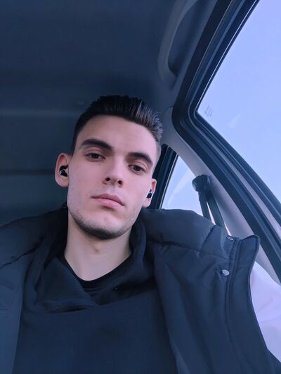  ,   Levon, 25 ,   ,   