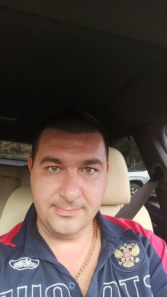  ,   Artyom, 37 ,   ,   