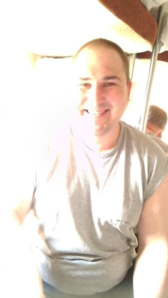  ,   Stas, 41 ,  