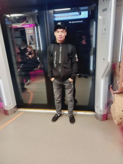  ,   Asrorbek, 23 ,   c 