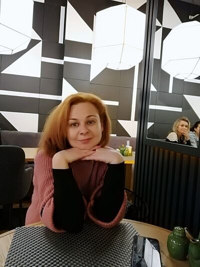  ,   Julia, 47 ,   c , 