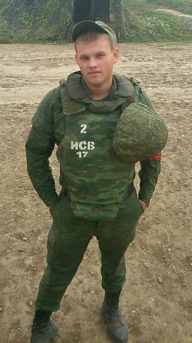  4380744  Romanb, 33 ,    