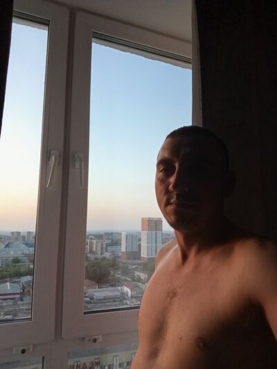  ,   Vova, 28 ,   ,   
