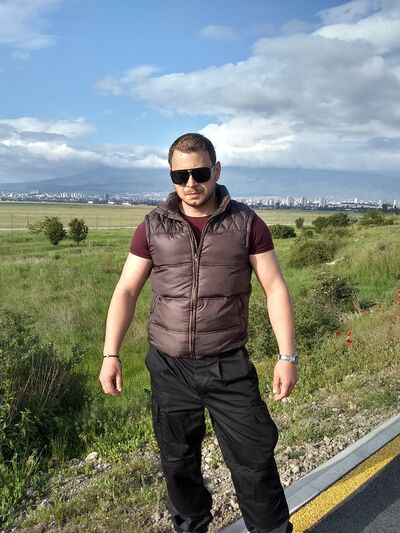  ,   Hrisriqn, 39 ,   ,   , c 