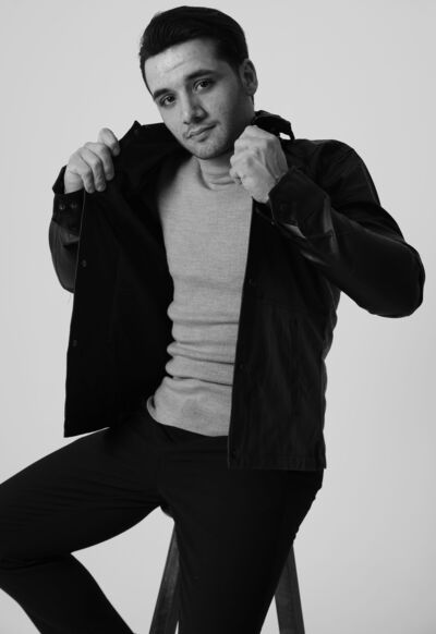  ,   Orhan, 25 ,   ,   