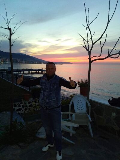 ,   Nurali, 44 ,   ,   , c 