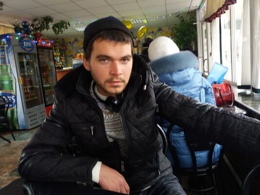  ,   Maxim, 35 ,   ,   , c 