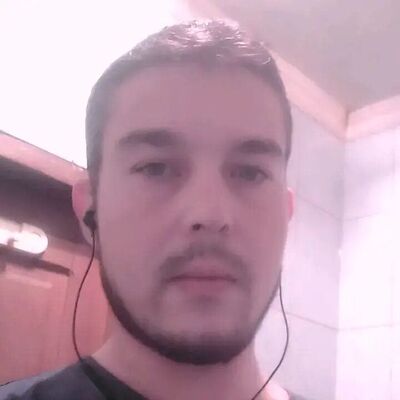  ,   Andrei, 32 ,   ,   