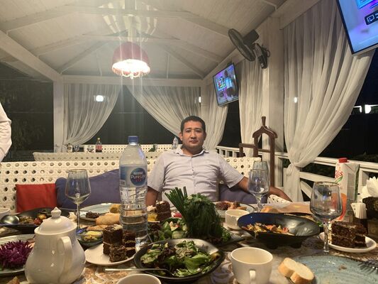  ,   Doniyor, 33 ,   ,   , c , 