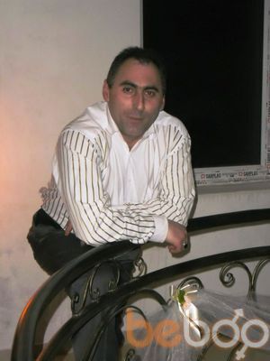  ,   Artur, 44 ,     , c , 