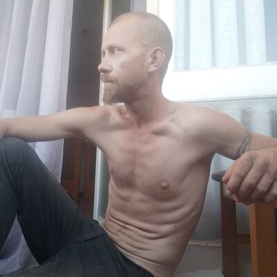  Barcelona,   Paulo, 35 ,     , c 