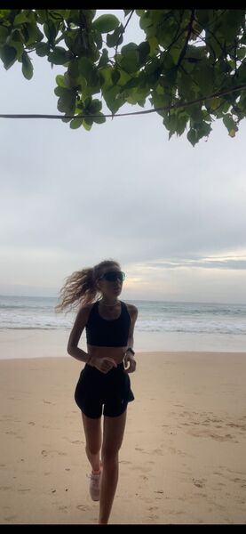  -,   , 30 ,     , c 