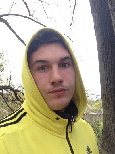  ,   Nikolai, 30 ,   
