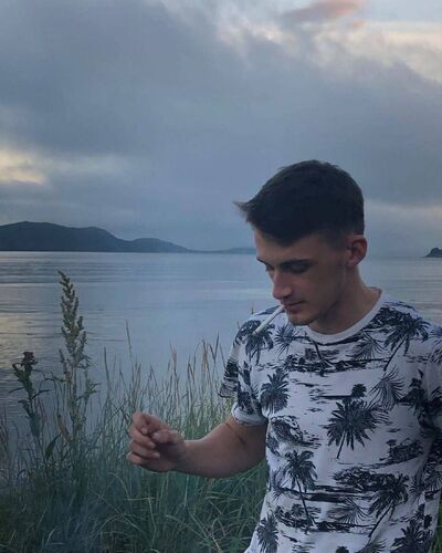  --,   , 22 ,     , 