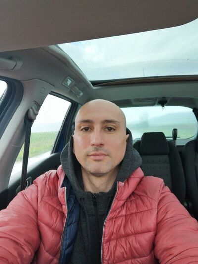  ,   Stefan, 39 ,   ,   