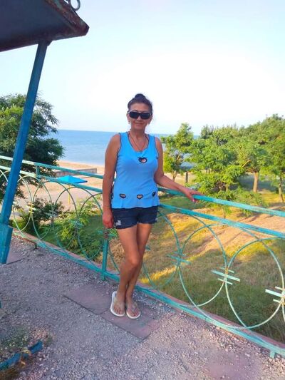  ,   Nina, 57 ,   c 