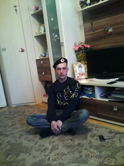  ,   Maxim, 38 ,   ,   , c , 
