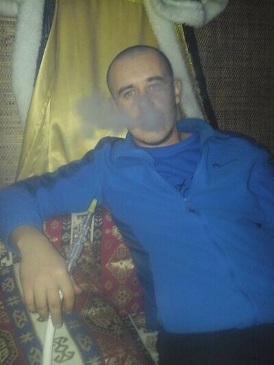  ,   Alexander, 41 ,   ,   , c 