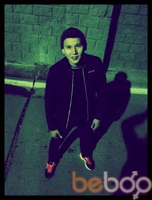  ,   Arman, 32 ,  