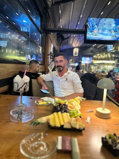  ,   Alex, 31 ,   ,   