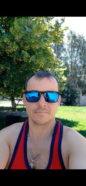  ,   Evgeniy, 44 ,   ,   