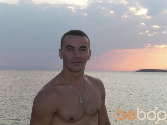  ,   Jorik, 35 ,  