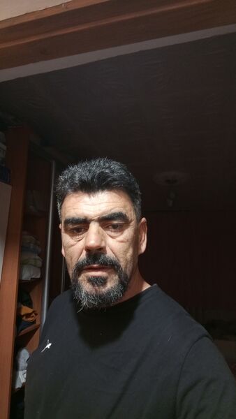  ,   Ali, 46 ,   ,   