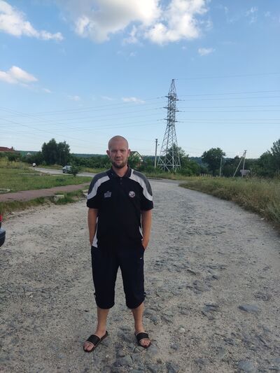  ,   Maksym, 32 ,   ,   , c , 