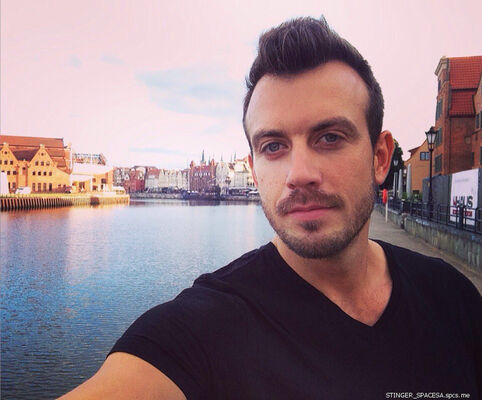  ,   ARTUR, 43 ,   ,   , c 