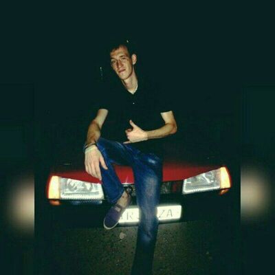  ,   John, 32 ,   ,   , c 