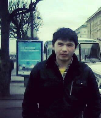  18661324  Umar, 25 ,    
