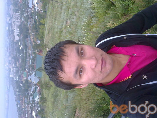  ,   Nurik, 33 ,   