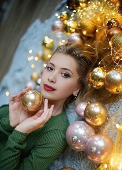  ,   Anastasia, 30 ,     , c 