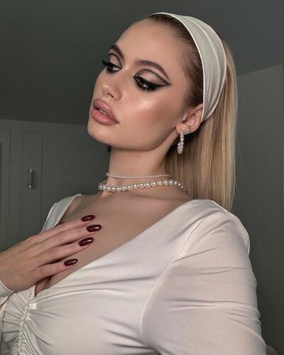  -,   , 32 ,   ,   