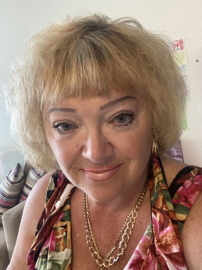  West Hollywood,   , 59 ,     , c 