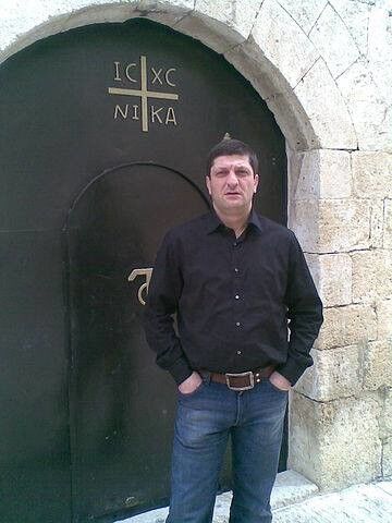  ,   Jeno, 46 ,   