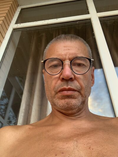  ,   Alex, 61 ,   ,   