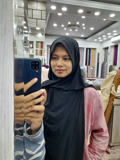  ,   Ayu, 23 ,   ,   