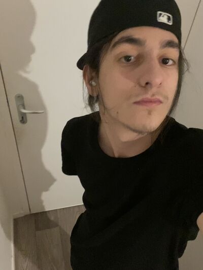  Bellevue,   , 20 ,   ,   