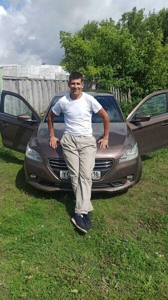  ,   Mikhail, 36 ,     , c 