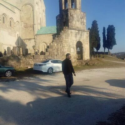  ,   Tornike, 32 ,   ,   