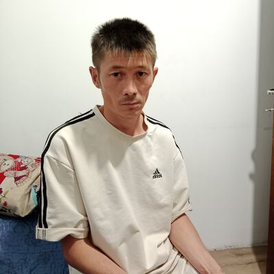  ,   Ali, 33 ,   ,   