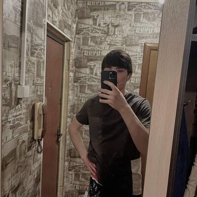  ,   Hojiakbar, 22 ,   ,   
