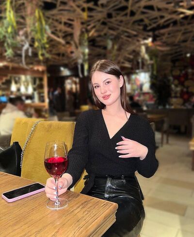  ,   Arina, 23 ,   ,   